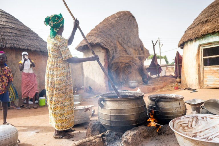 Read more about the article Spinning Cotton and Making Butter: A Crafty Excursion from Tamale